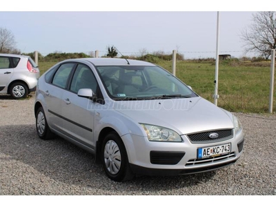 FORD FOCUS 1.4 Ambiente