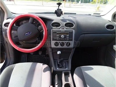 FORD FOCUS 1.4 Trend