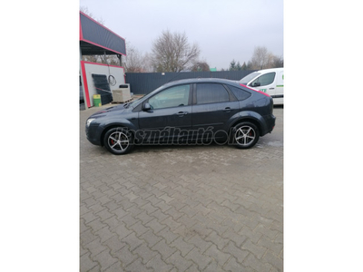 FORD FOCUS 1.6 Ambiente