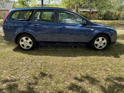 FORD FOCUS 1.6 Collection