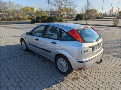 FORD FOCUS 1.6 Fresh