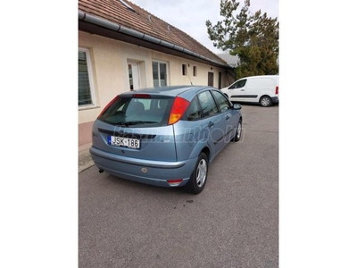 FORD FOCUS 1.6 Fresh