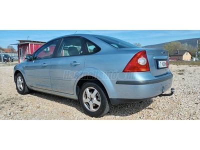 FORD FOCUS 1.6 Ghia