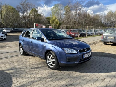 FORD FOCUS 1.6 Ghia