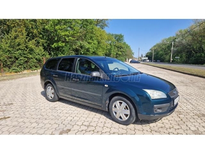 FORD FOCUS 1.6 Ghia Klíma Vonóhorog