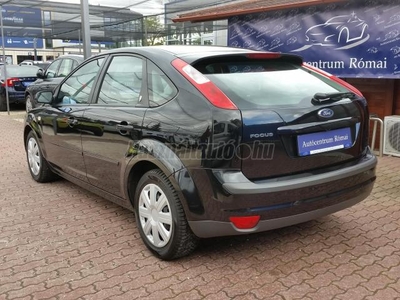 FORD FOCUS 1.6 Ghia MO.-i. Szervizkönyv! DIGIT KLÍMA. TEMPOMAT. KÖDLÁMPA