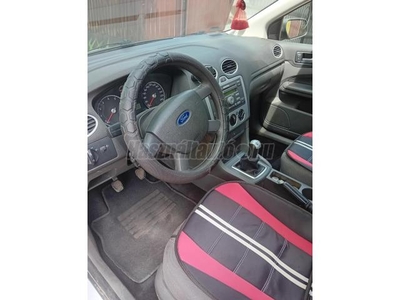 FORD FOCUS 1.6 Sport DA3