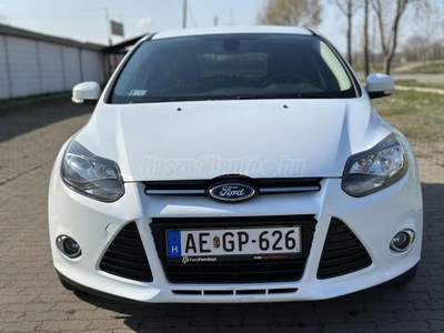 FORD FOCUS 1.6 TDCi Titanium Friss Nagyszerviz - Navigáció