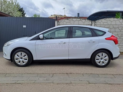 FORD FOCUS 1.6 Ti-VCT Ambiente Ülésfűtés Vonóhorog