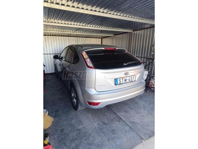 FORD FOCUS 1.6 Ti-VCT Fresh