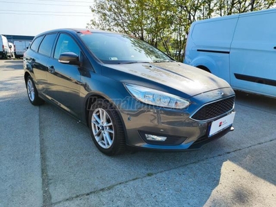 FORD FOCUS 1.6 Ti-VCT Technology 78Ekm!Magyar.vez.szervízkönyv!