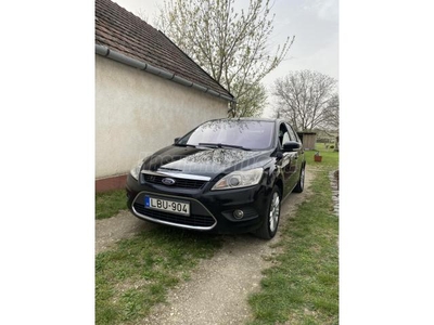 FORD FOCUS 1.8 FFV Ghia