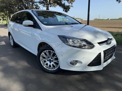 FORD FOCUS 2.0 TDCi Titanium Sony-8kerék-parkolósegéd