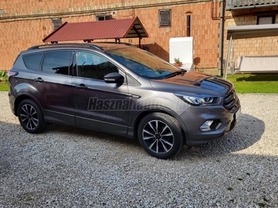 FORD KUGA 1.5 EcoBoost ST-Line