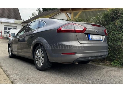 FORD MONDEO 2.0 TDCi Titanium Powershift