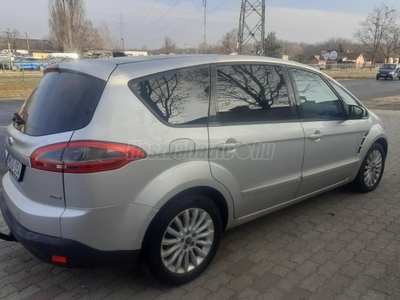 FORD S-MAX 2.0 TDCI 140 LE VEZETETT SZERVIZKÖNYV