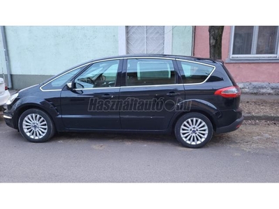 FORD S-MAX 2.0 TDCi Titanium