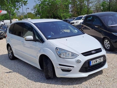 FORD S-MAX 2.0 TDCi Titanium Powershift 1 ÉV GARANCIA!