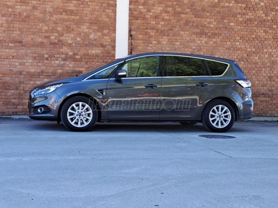 FORD S-MAX 2.0 TDCi Titanium Powershift [7 személy] LEDLÁMPA-TÁVTARTÓ-HOLTTÉR-SÁVTARTÓ-ÜLÉS+KORMÁNY FŰTÉS-KOCCANÁSGÁTLÓ-RADAR-WIFI