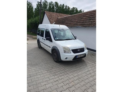 FORD TOURNEO Connect 220 1.8 TDCi LWB Ambiente