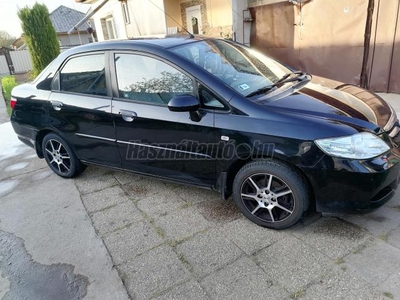 HONDA CITY 1.4 ES