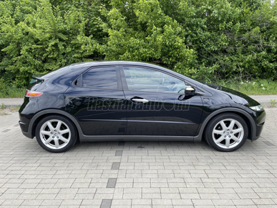 HONDA CIVIC 1.8 Sport