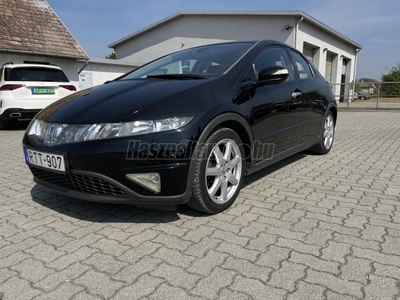 HONDA CIVIC 2.2 CTDi Executive VEZETETT SZERVÍZKÖNYV!