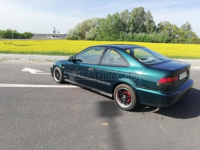 HONDA CIVIC Coupe 1.6i SR Klima