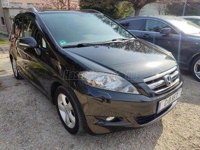 HONDA FR-V 1.8 Executive Xenon. Napfénytető. Tempomat. Ülésfűtés. Alufelni