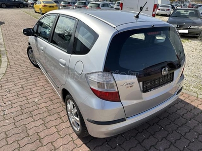 HONDA JAZZ 1.4 Executive 135.000KM!!! Szervízszámlák.2db Gyári Kulcs.Digitklíma