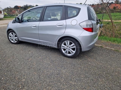 HONDA JAZZ 1.4 Executive CVT