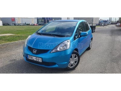 HONDA JAZZ 1.4 Executive FRISS MŰSZAKI VIZSGA! SZERVIZKÖNYVES! DIGITÁLIS KLÍMA!