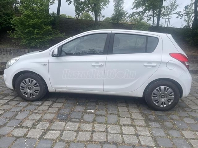 HYUNDAI I20 1.25 DOHC Classic AC