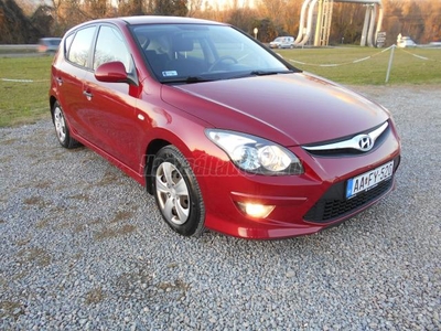 HYUNDAI I30 1.4 DOHC Classic