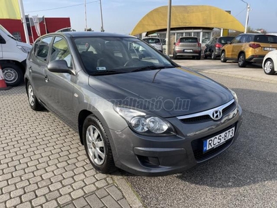 HYUNDAI I30 1.4 DOHC Classic