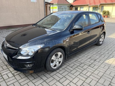 HYUNDAI I30 1.4 DOHC Classic