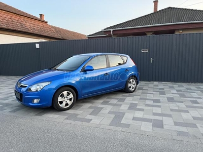 HYUNDAI I30 1.4 DOHC Classic PLUS