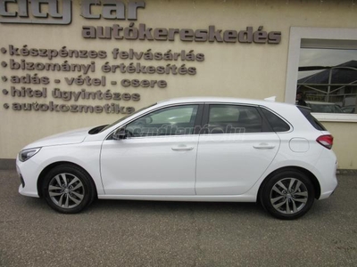 HYUNDAI I30 1.4 MPi Prime 24 Ezer km ! Navi ! Start-Stop !