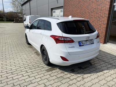 HYUNDAI I30 1.4i Business kombi