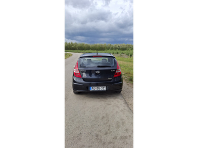 HYUNDAI I30 1.6 CRDi HP Comfort