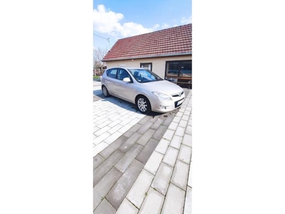 HYUNDAI I30 1.6 CRDi HP Premium