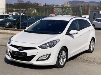 HYUNDAI I30 CW 1.6 CRDi LP Comfort +158 EKM+TOLATÓRADAR+ROZSDAMENTES OLASZ AUTÓ+KITŰNŐ ÁLLAPOT+