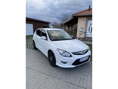 HYUNDAI I30 i30u 1.4 DOHC Comfort