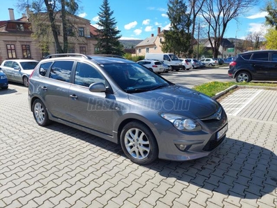 HYUNDAI I30 i30u CW 1.4 DOHC Comfort