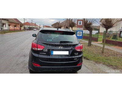 HYUNDAI IX 35 ix35 2.0 CRDi LP Premium 4WD ELH