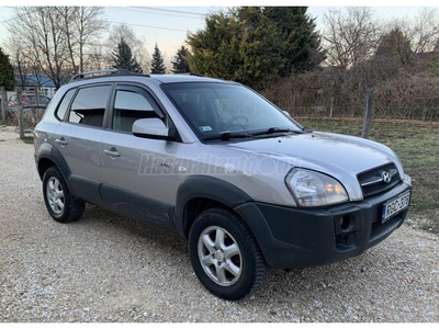 HYUNDAI TUCSON 2.0 CRDi Style 4WD-VONÓHOROG