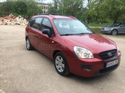 KIA CARENS 2.0 CRDi LX