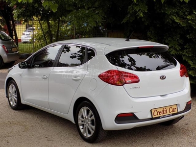 KIA CEE'D 1.4 CVVT FIFA Limited 88e km!! Vezetett szervizkönyv!! 23 ÉVE CREDIT CAR