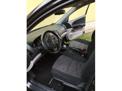 KIA CEE'D 1.4 EX ED