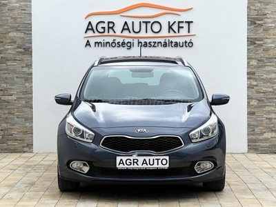 KIA CEE'D SW 1.6 CRDI LX (Automata) Bevizsgált-Végig szervizelt-NAVI/Bi-xenon